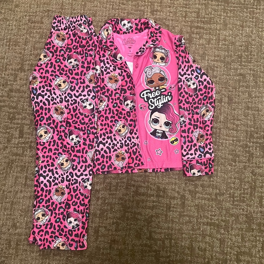 Girls size 8 LOL Jammie’s